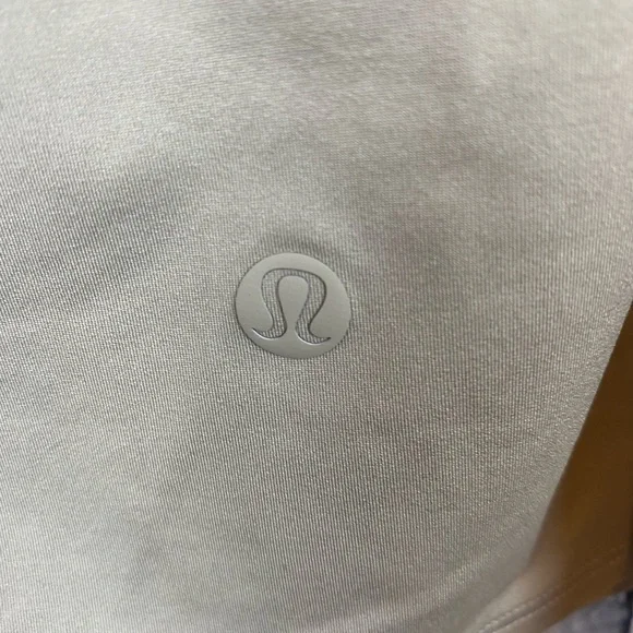 Lululemon All Tied Up Tank in Palm Court Size 6 - Picture 14 of 16